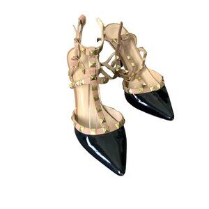 BCBG Strappy shoes size  39 gold studs
